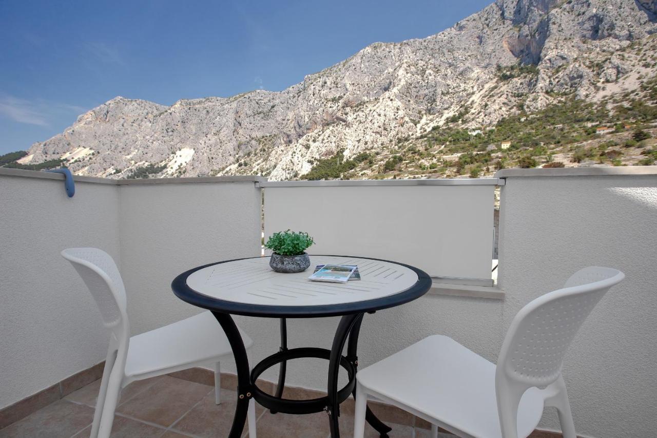 Apartments By The Sea Drasnice, Makarska - 2581 Ngoại thất bức ảnh